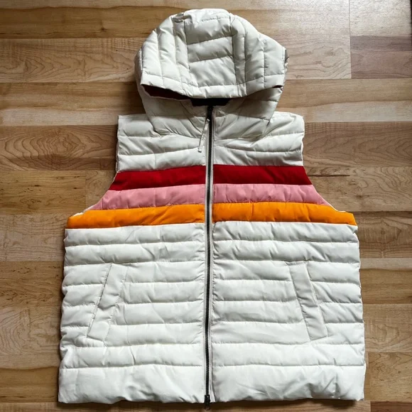 ✂️Sundance Dandelion Three Stripe Hooded Insulated Puffer Vest - Picture 2 of 11